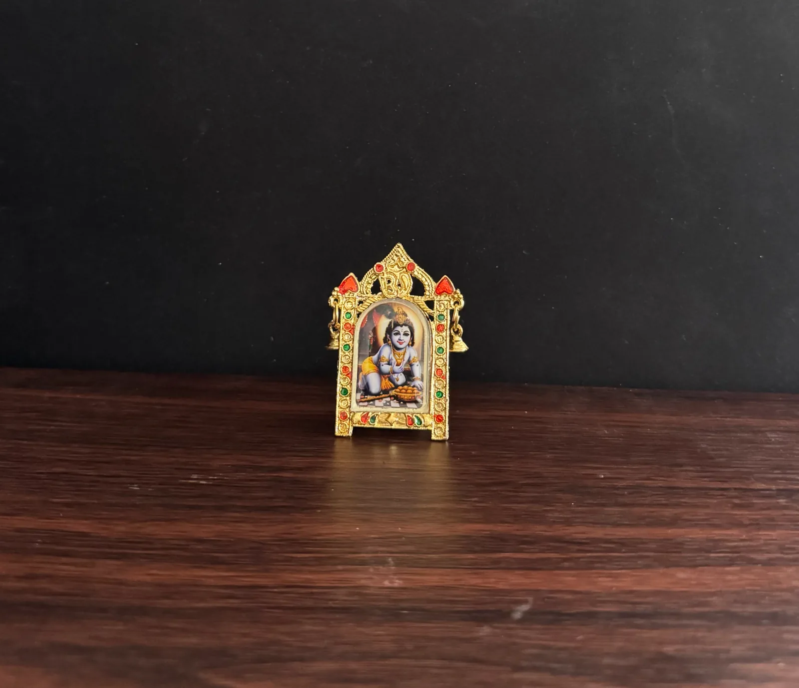 Baby Krishna Frame thumbnail 1